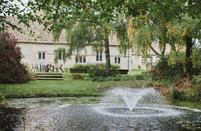 Cotswold luxury holiday home garden fountain Langley Park