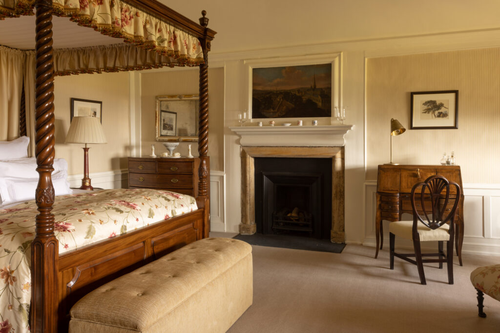 Kinross House Bedroom (3)