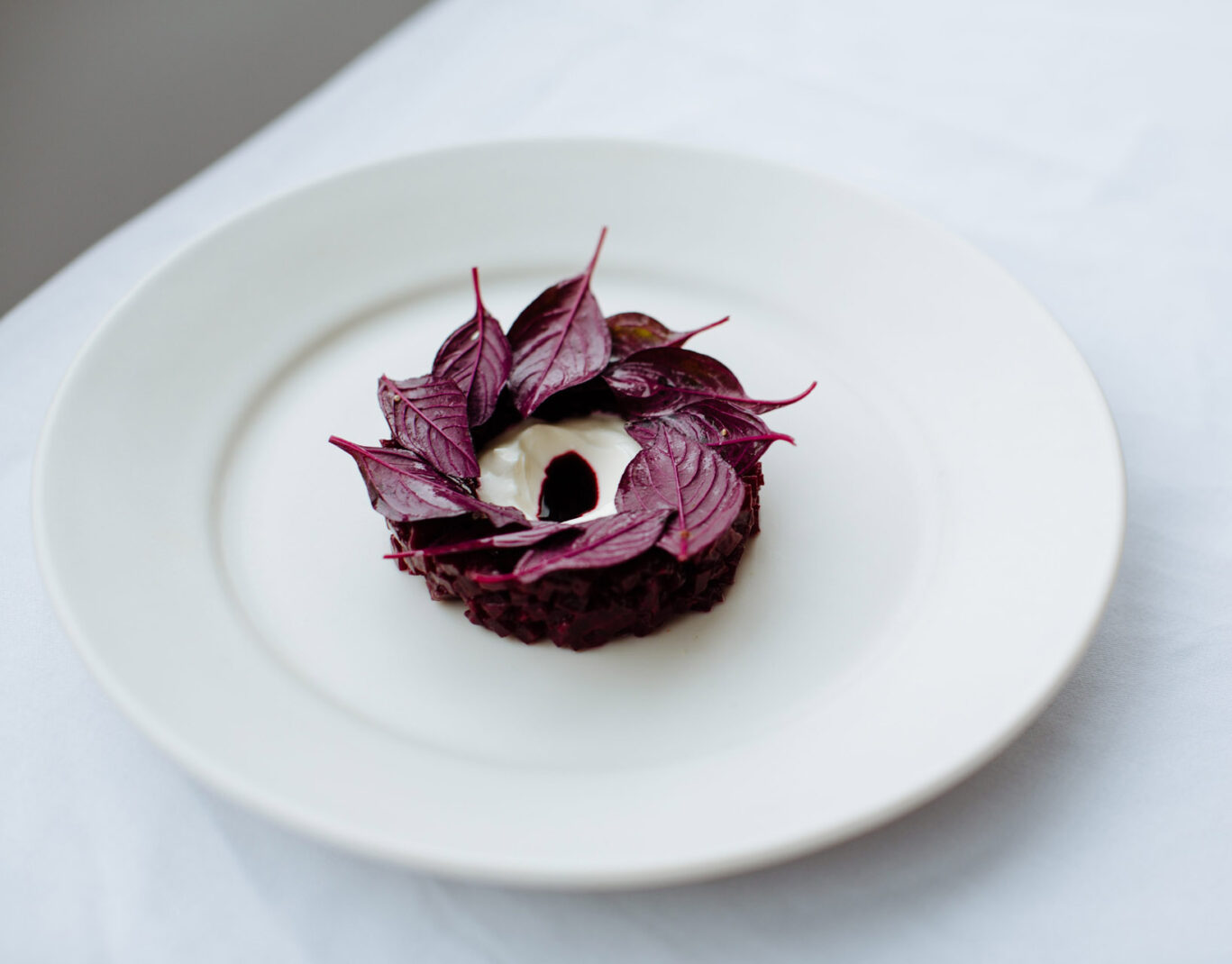 Smoked-beetroot-tartare-Ed-Schofield-e1573193042392